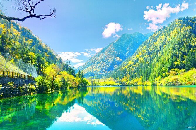 Classic 3-Day Jiuzhaigou Private Tour - Discover the Stunning Landscapes of Southwest China with the Classic 3-Day Jiuzhaigou Private Tour