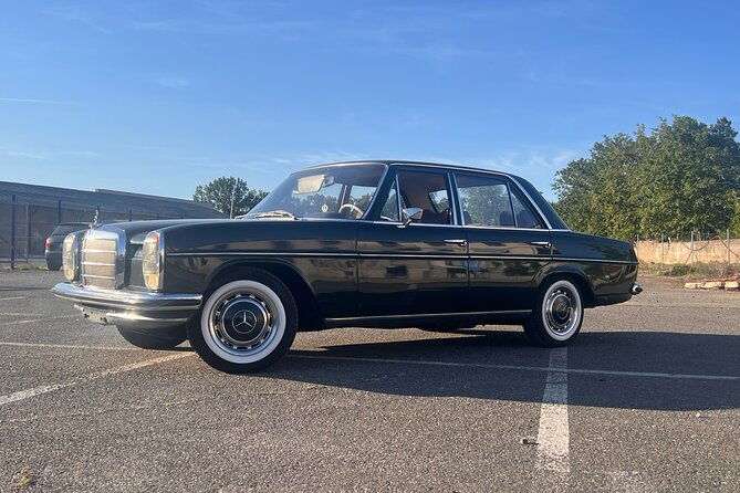 classic-car-express-tour-of-prague