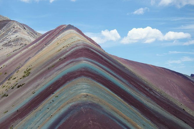 classic-full-day-rainbow-mountain-red-valley-group-shared