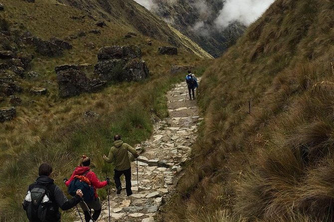 classic-inca-trail-4-days-to-machu-picchu-2