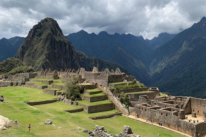 classic-inca-trail-to-machu-picchu-4-days-3-nights