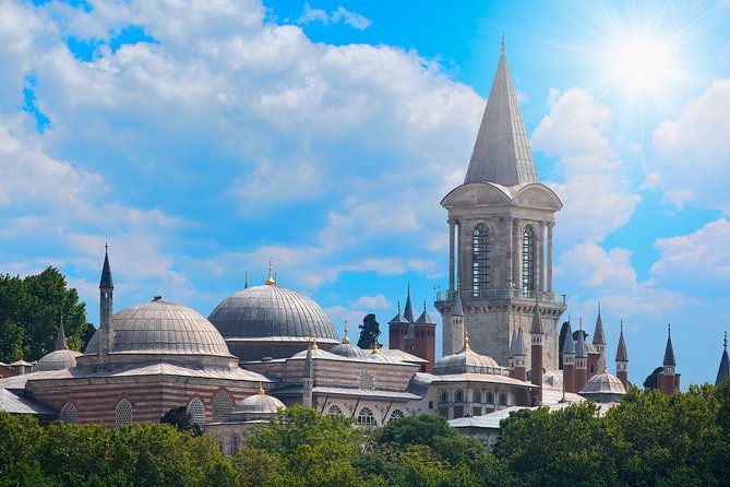 classic-istanbul-tour-blue-mosque-hippodrome-hagia-sophia-and-topkapi-palace