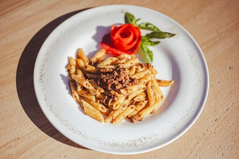Classic: Lunch with Wine Tasting at Poggio ai Laghi Winery - Key Points