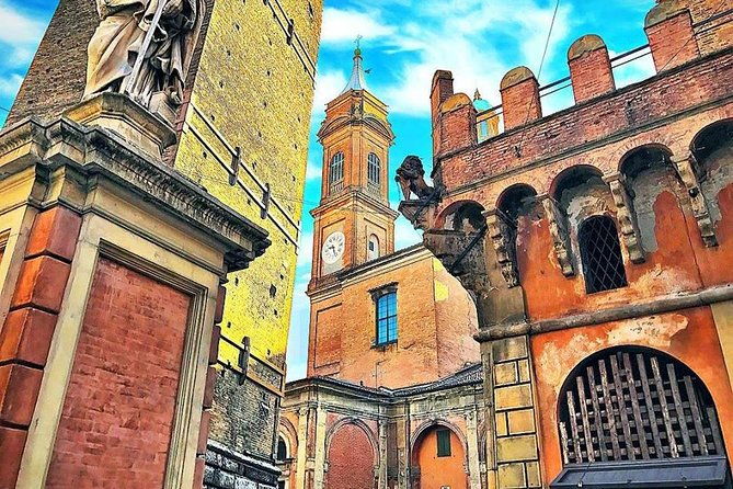 classic-private-walking-tour-bologna