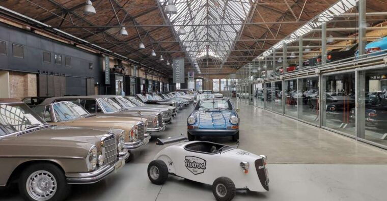 classic-remise-tour-in-a-mini-hotrod