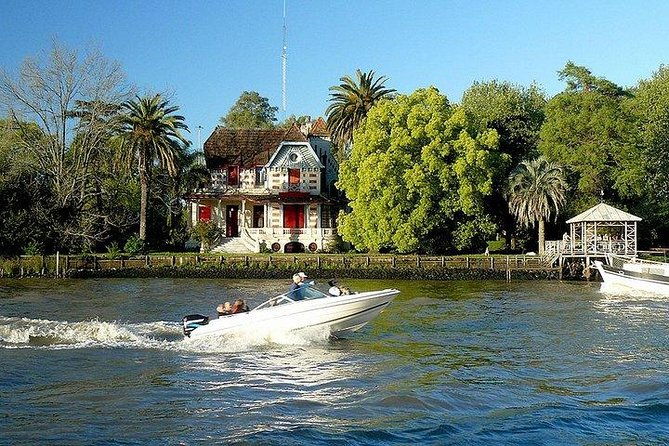 classic-tiger-with-puerto-de-frutos-photo-stop-at-the-art-museum