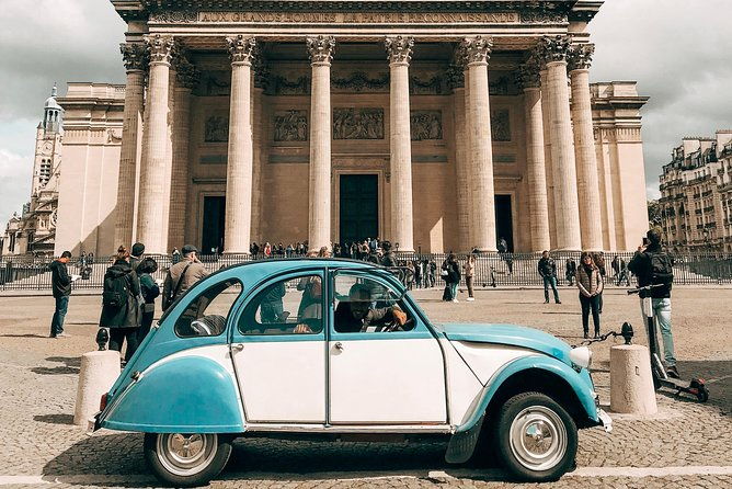 classic-tour-of-paris-in-2cv-citroen