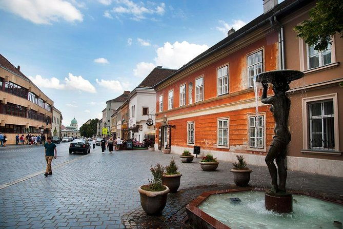 classic-walk-in-budapest-2