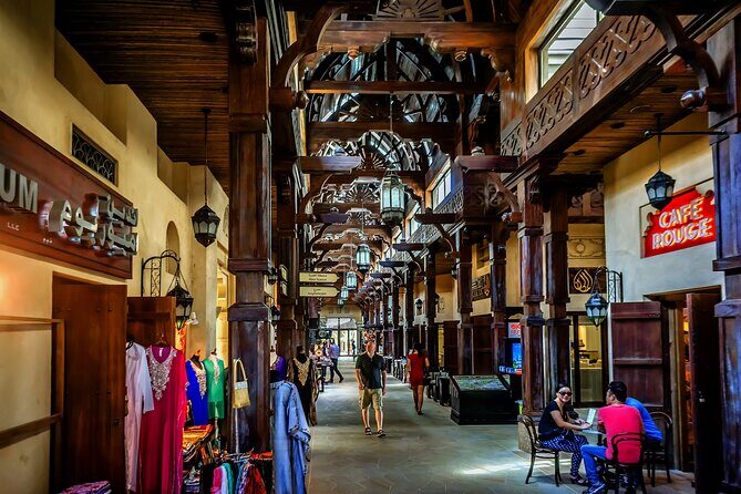 Classical Dubai City Tour with guide and sharing transfers - Who Is This Tour Best For?