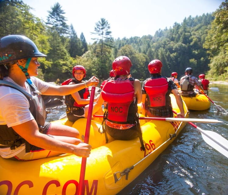 clayton-chattooga-river-rafting-on-class-iii-rapids