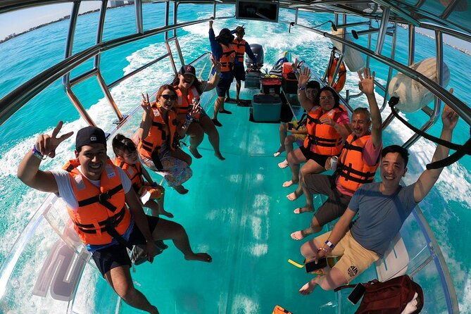 clear-boat-tours-in-nassau-bahamas