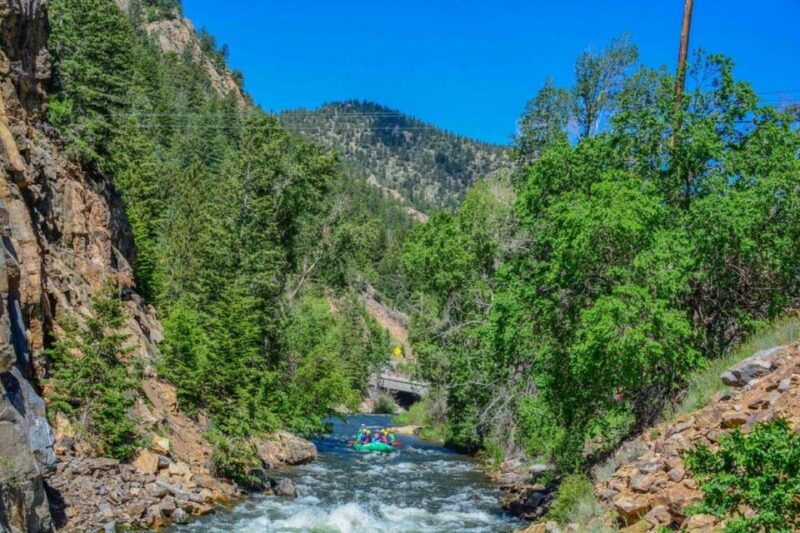 clear-creek-colorado-beginner-whitewater-rafting
