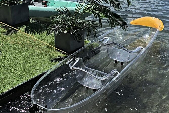 clear-led-kayaking-in-condado-lagoon