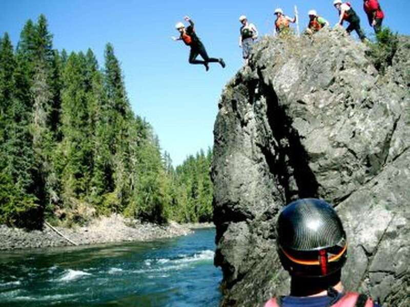 clearwater-bc-rafting-class-3-4