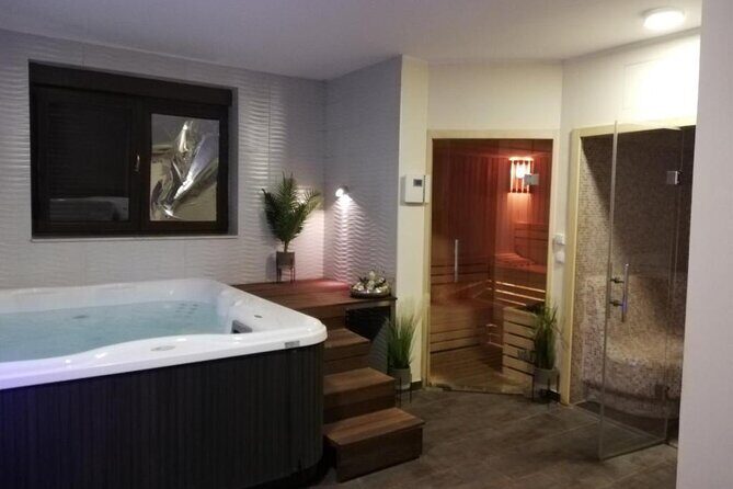 Cleopatra Deluxe Spa Treatment VIP With Massage Sauna Jacuzzi - Frequently Asked Questions