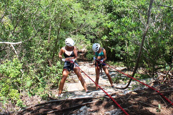 cliff-hangers-rappel-climbing-tour-at-scape-park-punta-cana
