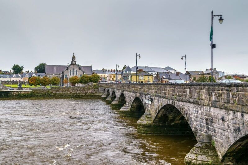 cliffs-of-moher-and-blarney-2-day-tour-from-dublin