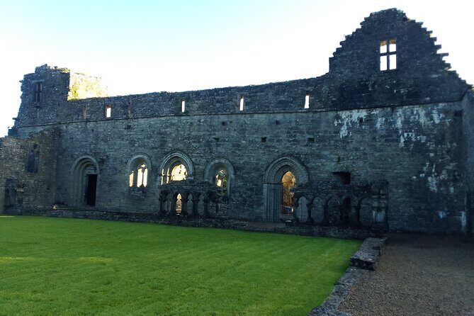 Cliffs of Moher & Bunratty Castle Day Tour - FAQ