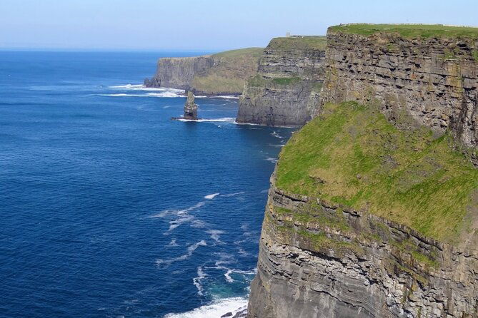 cliffs-of-moher-burren-and-bunratty-with-private-chauffeur-tour