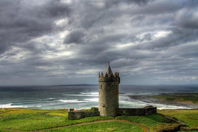 cliffs-of-moher-including-cliffs-of-moher-boat-experience-luxury-car-tour-3