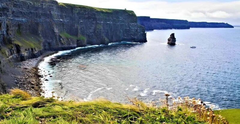 cliffs-of-moher-walk-with-local-farmer-clare-guided