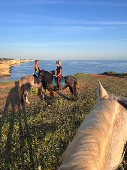 Cliffside Horseback Riding in the Algarve - Key Points