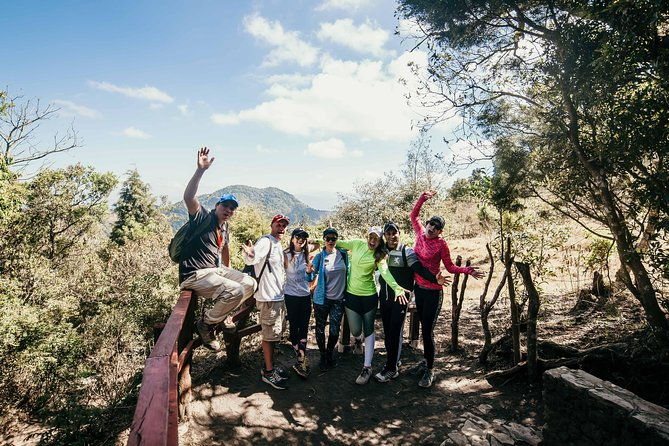 climb-active-pacaya-volcano-box-lunch-at-the-top-shared-tour