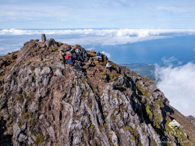 climb-mount-pico-with-a-professional-guide