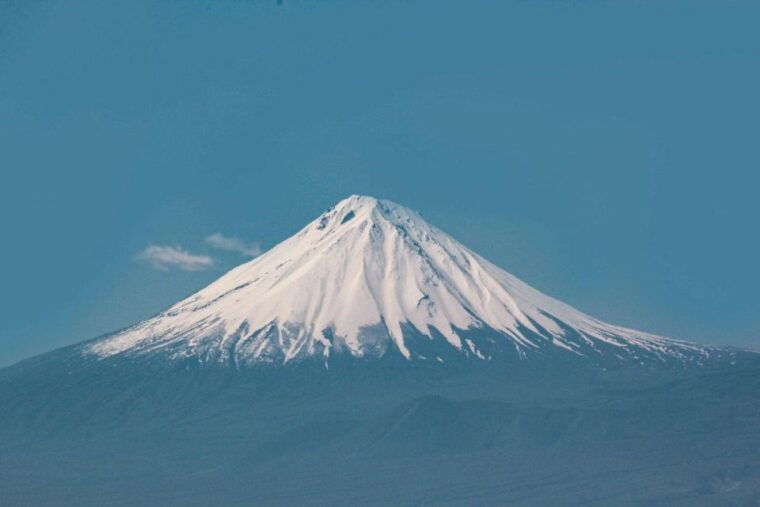 climbing-mount-ararat-2025