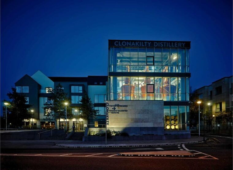 clonakilty-distillery-tour-classic-whiskey-tasting-2
