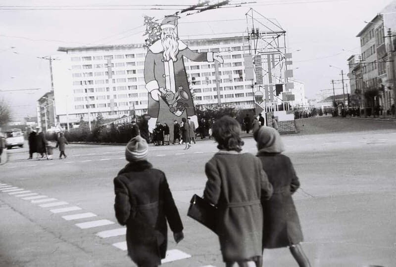 Cluj-Napoca: Communist Era Walking Tour - Key Points  