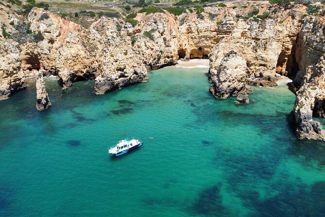 coast-cruise-trip-to-ponta-da-piedade-from-lagos