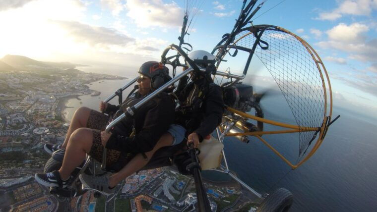 coast-fly-over-the-coasts-of-tenerife-by-paratrike-20min