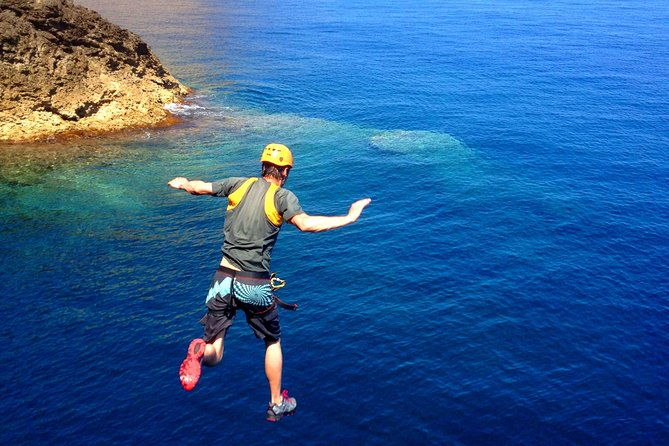 coasteering-cliff-jumping