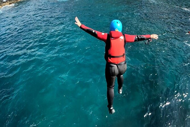 coasteering-in-caloura-sao-miguel-azores