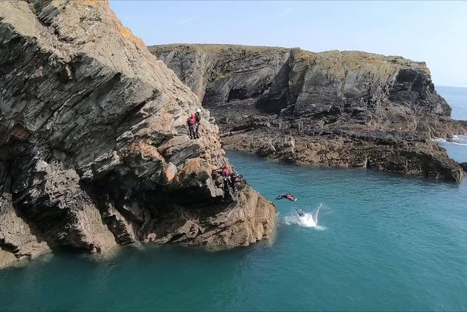 coasteering-on-anglesey-4
