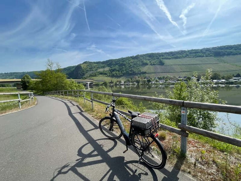 Cochem: Bike and Boat Tour with Picnic and Wine Tasting - Practical Details & Tips