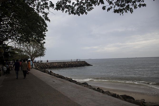 Cochin Heritage Trail: A Guided City Tour - Visiting St. Francis Church and Santa Cruz Basilica