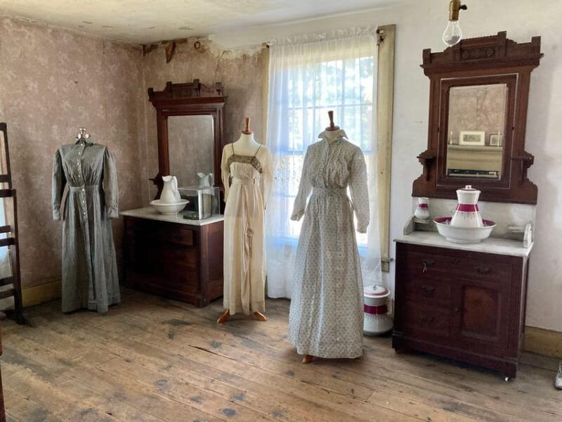 cockayne-farmstead-cockayne-farmhouse-guided-tour