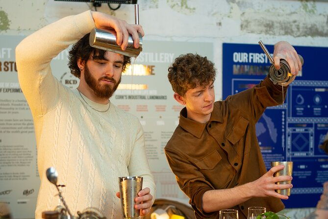 cocktail-masterclass-distillery-tour-combo