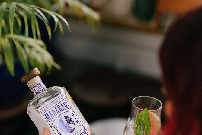cocktail-masterclass-distillery-tour-combo