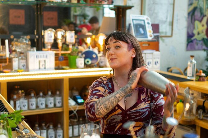 cocktail-masterclass-distillery-tour-combo