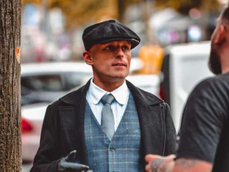 Cocktails, guns, cavaliers  an evening with the Peaky Blinders. - What the Experience Feels Like