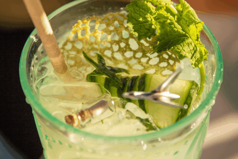 cocktails-workshop-sailing-cruise-from-barcelona