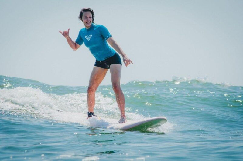 cocoa-beach-surfing-lessons-board-rental