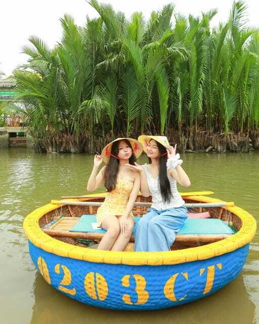 coconut-boat-hoi-an