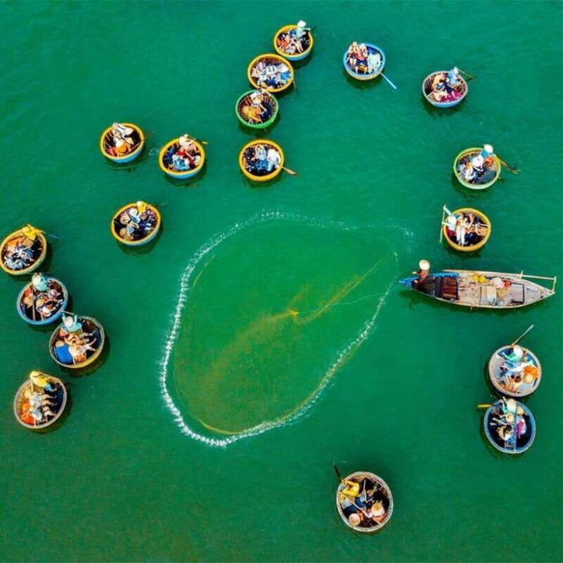 coconut-jungle-hoi-an-city-boat-ride-release-flower-lantern-3