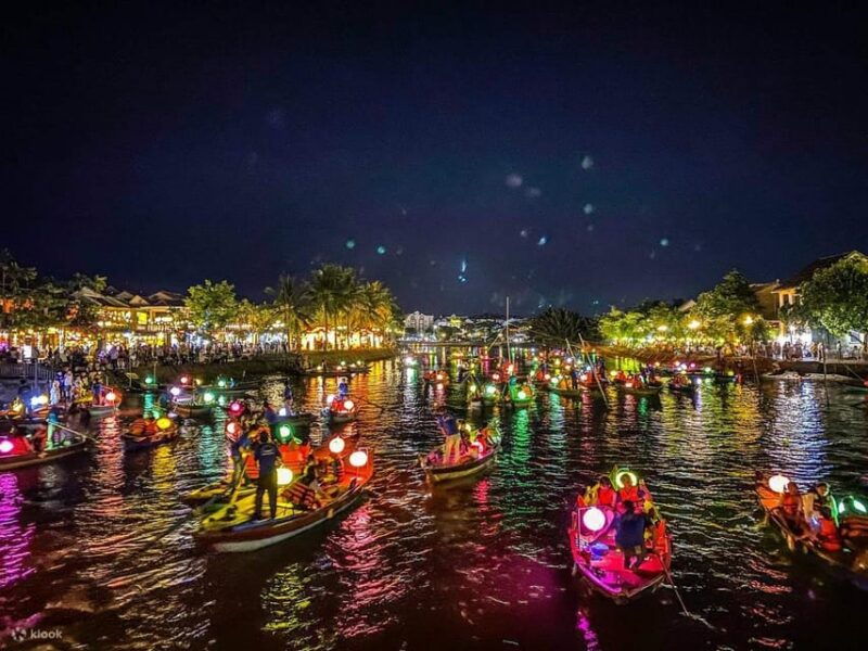 coconut-jungle-hoi-an-city-boat-ride-release-flower-lantern-4