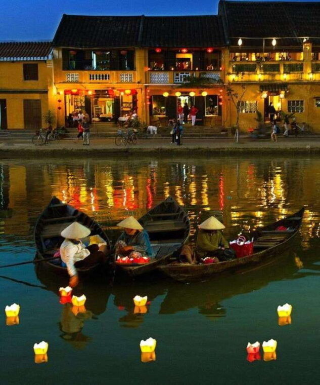 coconut-jungle-hoi-an-city-boat-ride-release-flower-lantern