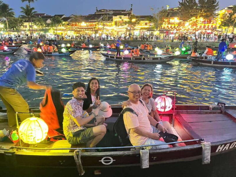 coconut-jungle-hoian-boat-ride-lantern-release-from-danang